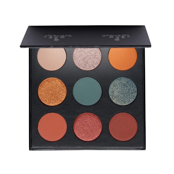 NWOB - Kylie Cosmetics - ‘The Blue Honey’ Eyeshadow Palette - Picture 1 of 9